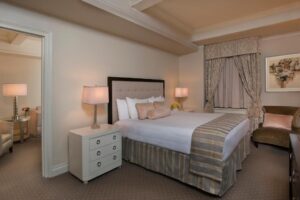 Hotel Warwick New York