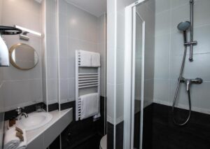 Hotel Eiffel Villa Garibaldi París