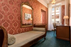 Marcella Royal Hotel Rooftop Garden Roma