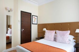 Hotel Le 123 Elysees París