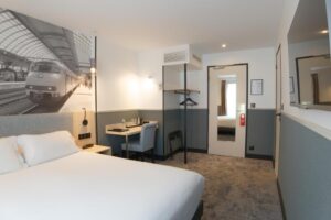 Hotel Appia La Fayette París
