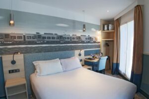 Hotel Appia La Fayette París