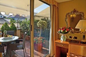 Hotel Homs Roma