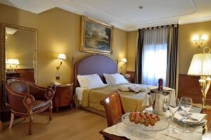 Hotel Homs Roma