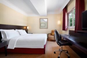 Hotel Courtyard by Marriott Central Park Roma