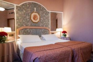 Hotel Mecenate Palace Roma