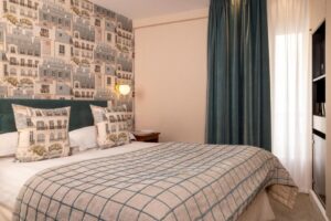 Hotel Le Regent Paris