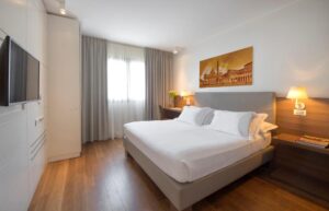 Hotel H10 Roma Città