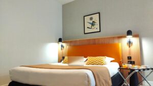 Avia Hôtel Saphir Montparnasse París