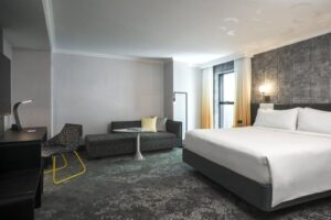 Hotel Renaissance New York Times Square