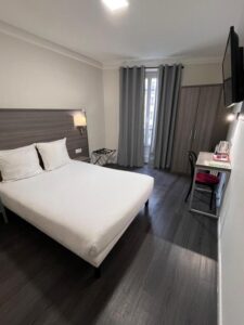 Hipotel Voltaire Bastille París