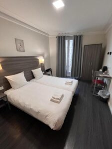 Hipotel Voltaire Bastille París