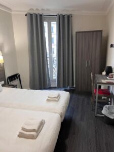Hipotel Voltaire Bastille París
