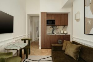 Léon Hôtel París