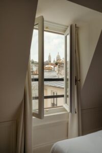 Léon Hôtel París