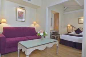 Hotel Suites Unic Renoir Saint-Germain París