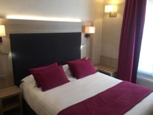 Hotel Unic Renoir Saint Germain París