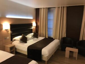 Hotel Unic Renoir Saint Germain París