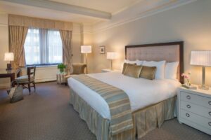 Hotel Warwick New York