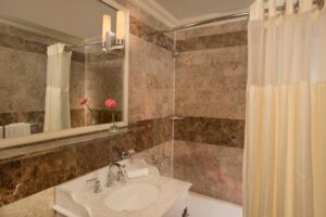 Hotel Warwick New York