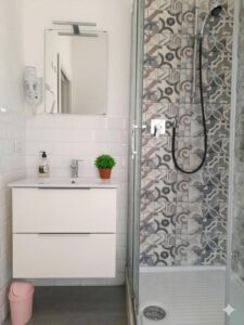 Hostal L’ Oasi Del Turista Milán